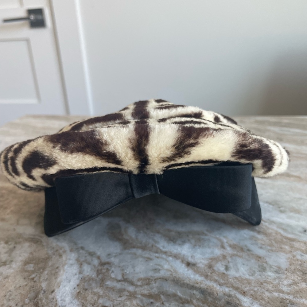 Zebra Print Beret - Picture 3 of 6
